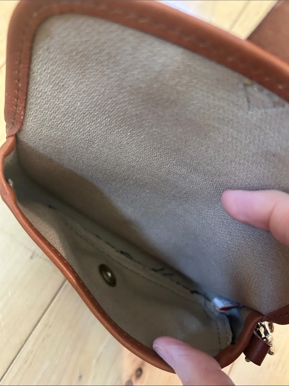 Dooney & Bourke small pouch